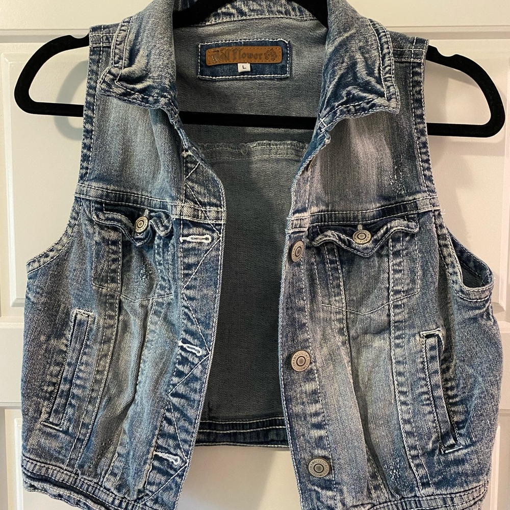 Women’s Jean Vest
